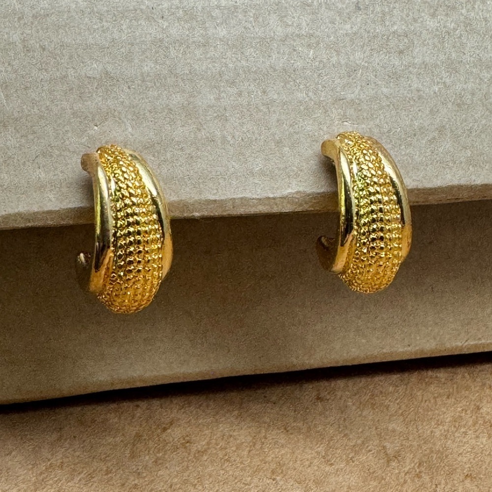Gold Textured huggie Earrings